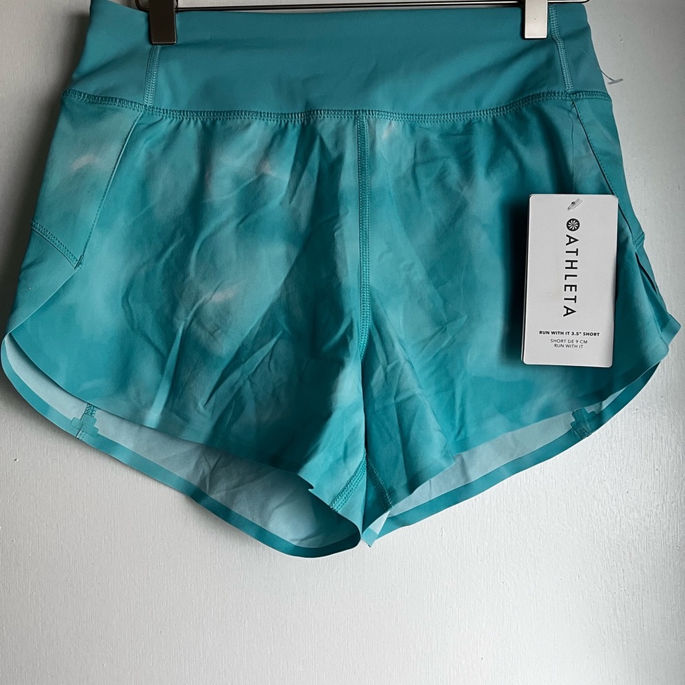 NWT Athleta Run With It Athletic Short, Light Teal, XS